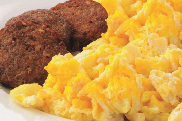 La Quinta Inn & Suites by Wyndham Loudon image 18